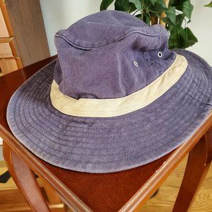 Aeropostale Purple and Cream Bucket Hat